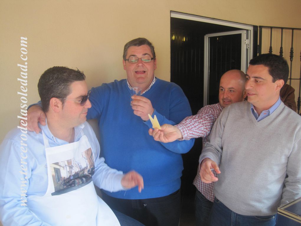 Bautizos de hermanos celebrados el ábado de Tentaciones 2013 a mediodía en el cuartel del III Grupo de Maria Stma. de la Soledad - Paz, conciencia y bondad.