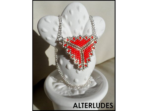 Collier - Mercedes - Chloé - Rouge et argent - Sur commande - 20€