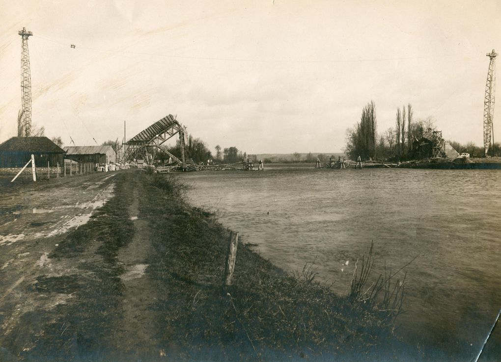 Suivi en photographies industrielles du chantier de reconstruction du pont de Saint-Pierre-du-Vauvray