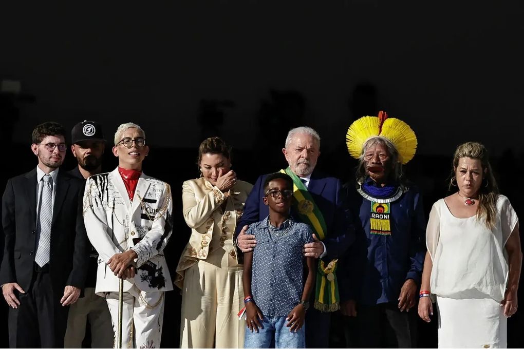 LA MARCHE DU MONDE (2343) - LUNDI 2 JANVIER 2023 : Réformes des retraites, Benoit XVI, Investiture de Lula, Ukraine,....