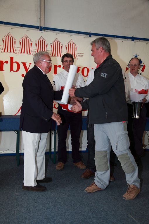 photos du derby dragon de la baule et voiles de légendes -
yacth club de la baule