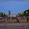 champs de mars la nuit