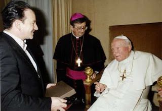 Pape Jean Paul II et U2