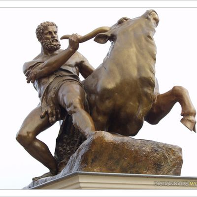 Au risque de choquer être président de la république française, c'est chercher la m...comme Hercule en son temps.