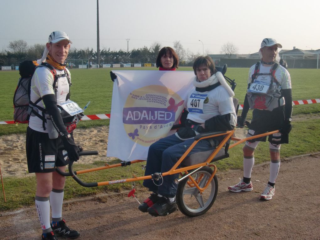 Sur le 5 km de Varades (44), nous avons accompagné en joëlette, Benjamin de l'Adaijed. David et Olivier