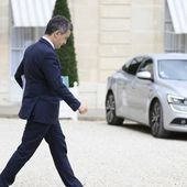 Accusation de viol : les soutiens embarrassants de Gérald Darmanin