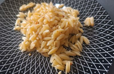 Pâtes à l'ail et au piment oiseau: aglio, olio e peperoncino