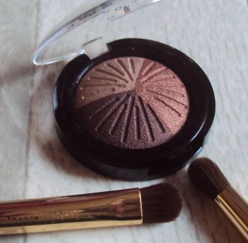 Golden Brown Wet &amp; Dry eyeshadow de Hema