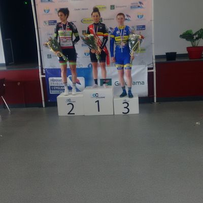 Championnat régional dames le titre juniors pour Lucie Liboreau (AAJ Blois) et le titre séniors pour Mélanie Guedon (UC Montoire)