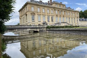 Une pépite exclusive: le château du Marais (91)