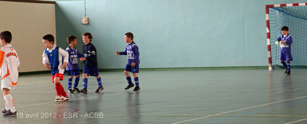 Visite des U7, U8 et U9 de l'AC Boulogne Billancourt, en stage à Châteaulin, à leurs homologues de
l'Etoile Saint Roger.