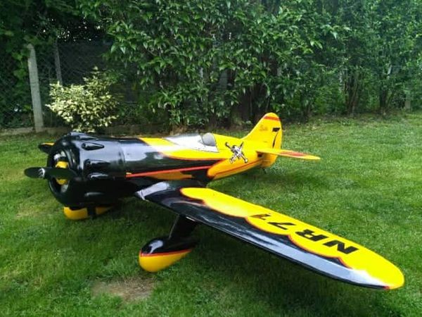 24 juin 2020. Nouvel avion pour Thierry Coronas. Magnifique Gee Bee Y de 2.50m. 