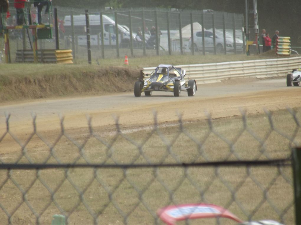 Les 29 et 30 septembre 2012 à Bourges (15), dixième épreuve du Championnat de France d'autocross.