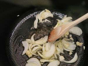 Dos de cabillaud aux petits légumes et à la crème