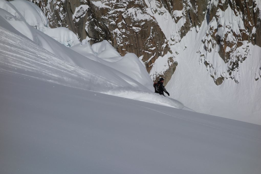 http://www.geromegualaguidechamonix.com Souvenirs d'Hiver en Hors Pistes, Free Ride, ski de randonnées, Héliski, alpinisme...(Photos prises et appartenants à Gérôme GUALA)