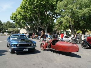 Dimanche 12 AOÛT 2018 - AUTOS et MOTOS ANCIENNES à VILLENEUVE LEZ AVIGNON (30) avec LES RENDEZ-VOUS DE LA REINE