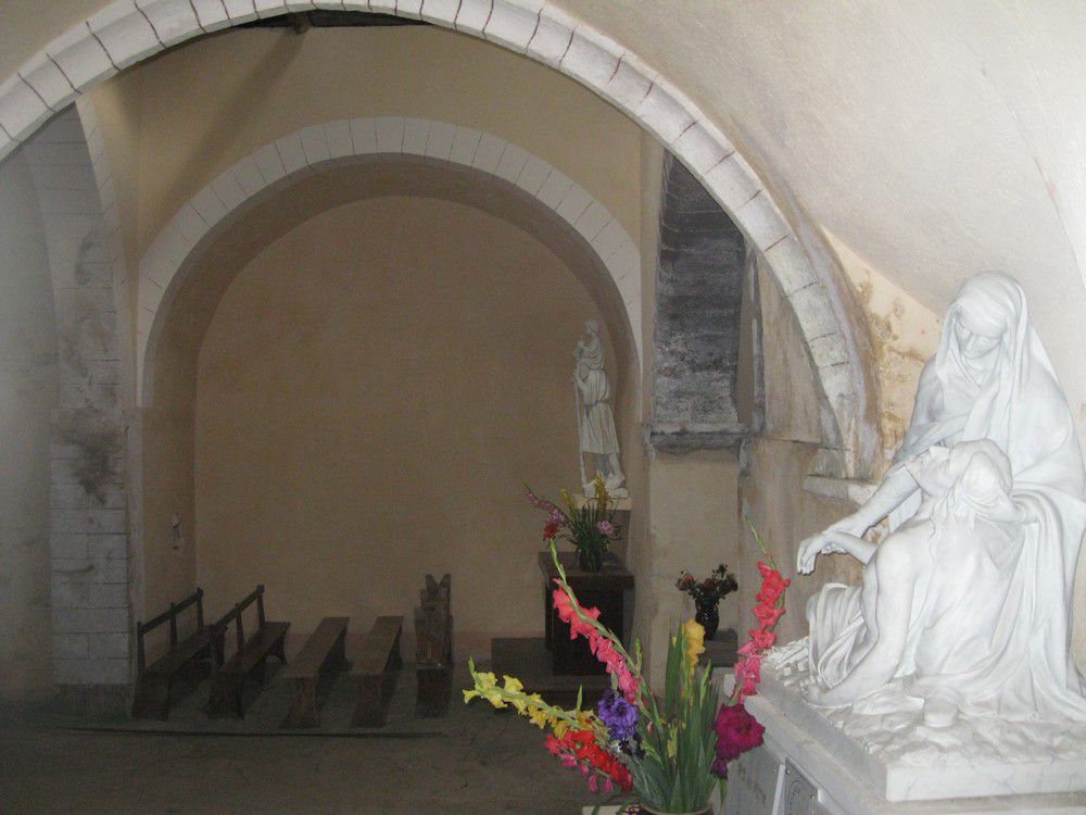 Chapelle Saint-Cyrice le Truel intérieur