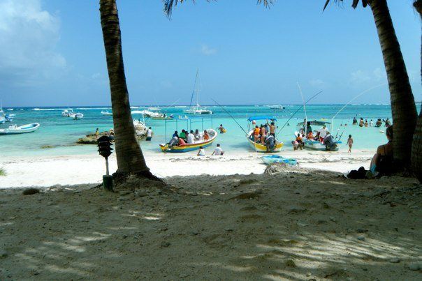 Merci à Dino pour les photos. Diverses images de Tulum, Chichen Itza, Akumal et cenote en excursion!