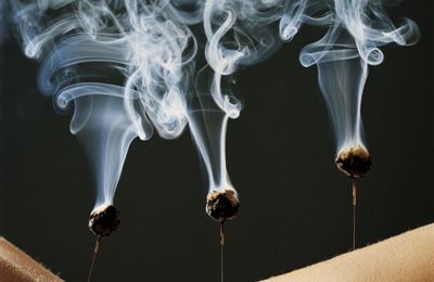 Techniques de moxibustion – jiu fa 灸法