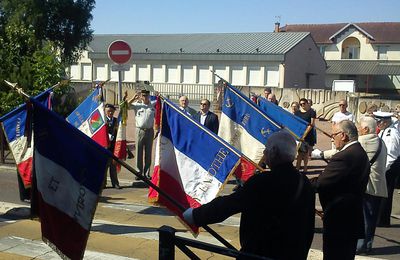 “Le mot résister doit toujours se conjuguer au présent.” Lucie Aubrac.