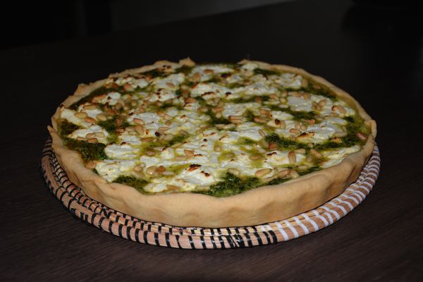 Tarte épinard, chèvre frais et pignons de pin