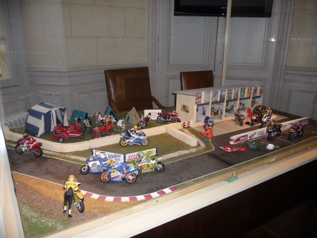 "Travail d'Artistes"
Maquettes et dioramas d'exception
Hôtel de Ville, du 1er au 31 décembre, du lundi au vendredi de 9h à 19h et les samedis et dimanches de 14h à 19h.

http://www.noelsdechampagne.com/pages/chalons.html