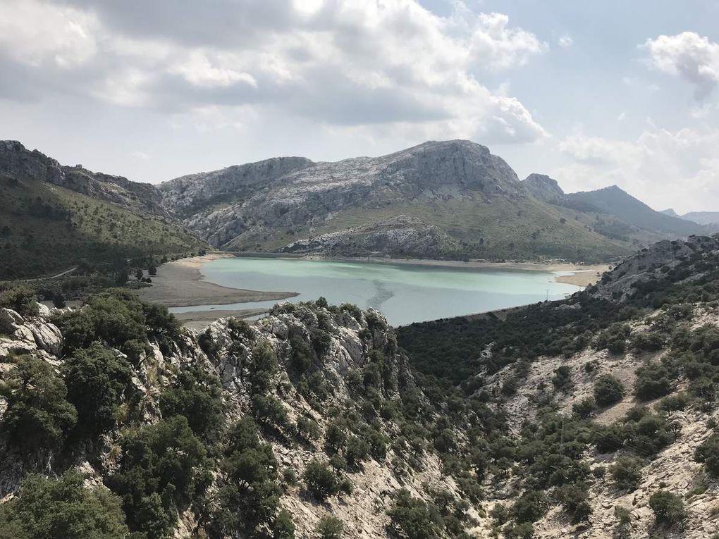 Promenade dans l'arrière-pays, de Soller à Lluc en passant par les lacs