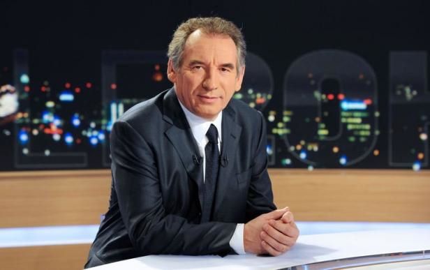 Présidentielle 2012 : François Bayrou votera Hollande