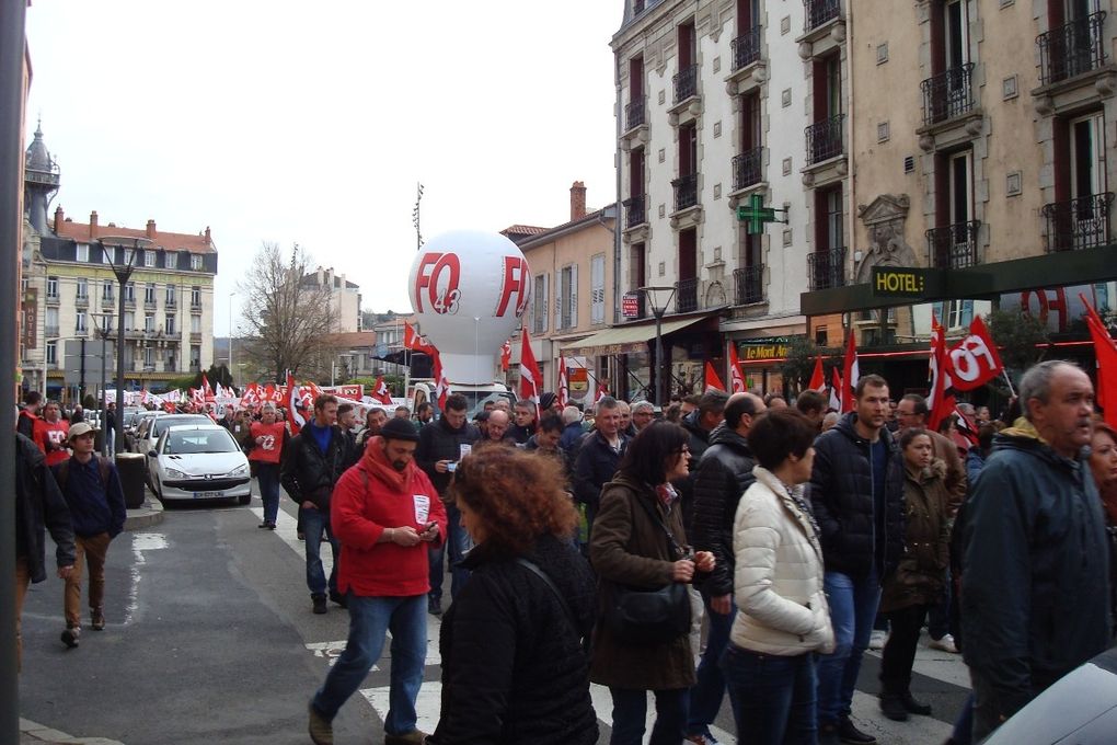 31 mars: 5000 manifestants au Puy, 1million 200 000 dans le pays, une grève très suivie