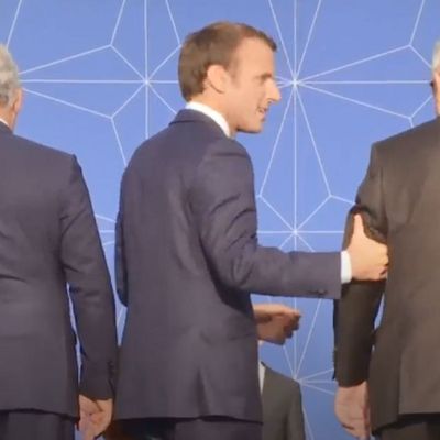 La vidéo de Jean-Claude Juncker titubant au sommet de l'OTAN fait dire à certains qu'il était ivre ! Info ou intox ? 