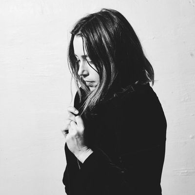 Marie Espinosa sort La Pleureuse à retrouver dans la playlist TV RAMA