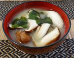 Shiitake to wakame no misoshiru 椎茸と若芽の味噌汁