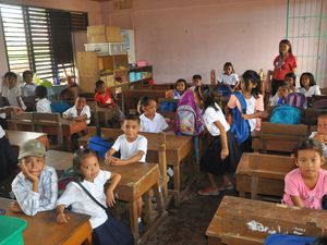 Le jour se lève sur Tacloban