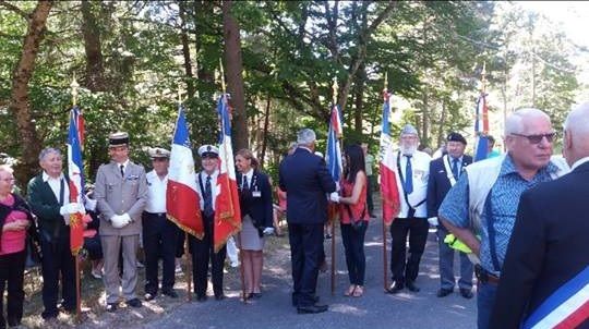  l'inauguration de la stèle au Hameau de villemagne (30) jeudi 7 juillet 2016