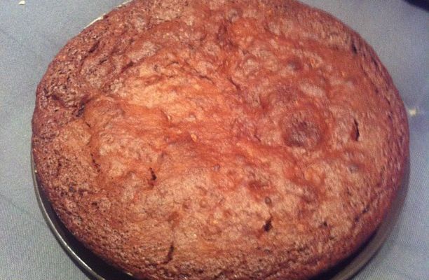 Gâteau au chocolat noir éclats d'amandes au sucre Muscovado pour France Bleu Hérault .