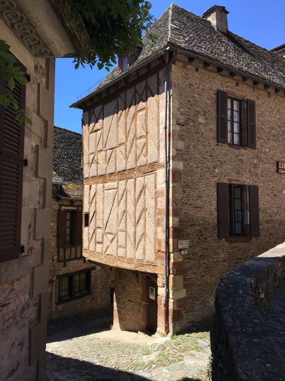 Toujours pour vous faire patienter Conques 2017