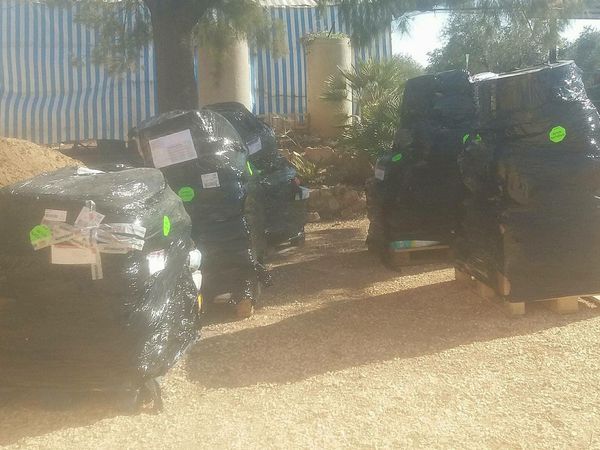 Février 2018 - le transport de dons arrivé au refuge de Cambiando Miradas à Ecija et comme d'habitude la facturation qui fait preuve !