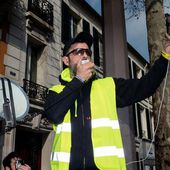 "Toujours en première ligne", Jérôme Rodrigues le "gilet jaune" qui n'est "pas prêt de se taire"