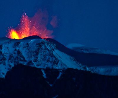 ISLANDE: Un 2ème volcan, le "KATLA" pourrait entrer en éruption prochainement(vidéo)