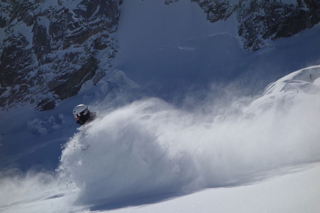 http://www.geromegualaguidechamonix.com Souvenirs d'Hiver en Hors Pistes, Free Ride, ski de randonnées, Héliski, alpinisme...(Photos prises et appartenants à Gérôme GUALA)