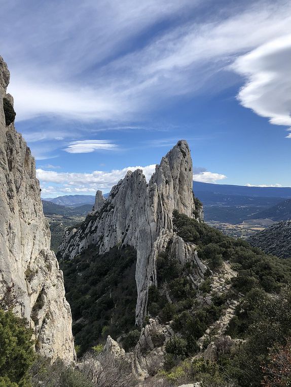 Lafare Le tour des dentelles de Montmirail Le 02 04 2023 Animateur Vincent R