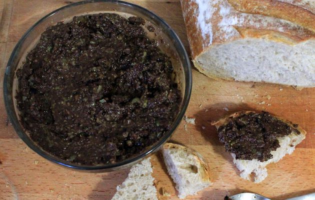 Tapenade d'olives noires végétalienne