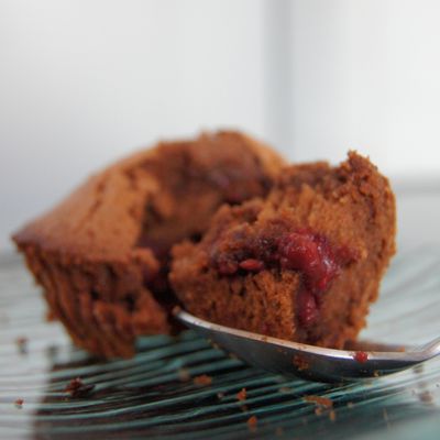 Muffins au chocolat, coeur de framboises