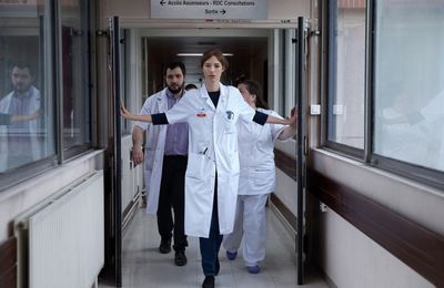 Hippocrate la série👨🏻‍🔬 l’hosto c’est du costo 👩🏼‍🔬