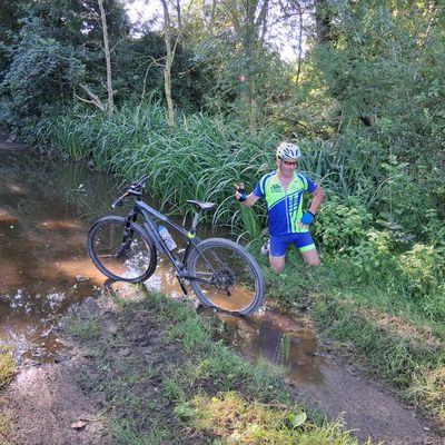 Cyclotouristes d'ici et d'ailleurs