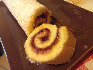 Biscuit Roulé à la confiture de fraise