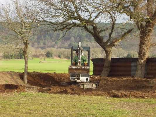 pas vraiment dans l'ordre, mais cet album donne une image de certains des  travaux réalisés  ces dernières années dans le gite de Bretagne.. dedans et dehors...