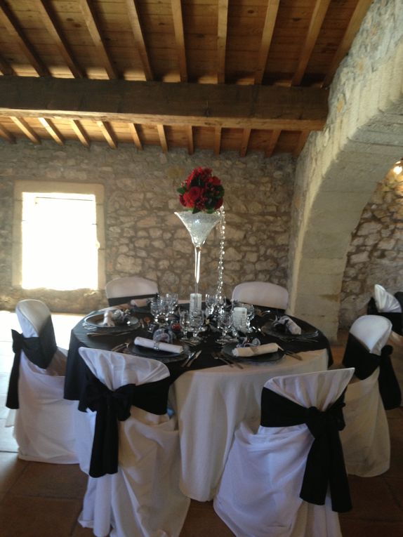 4 Mariage et une lune de miel Theme baroque rouge et noir