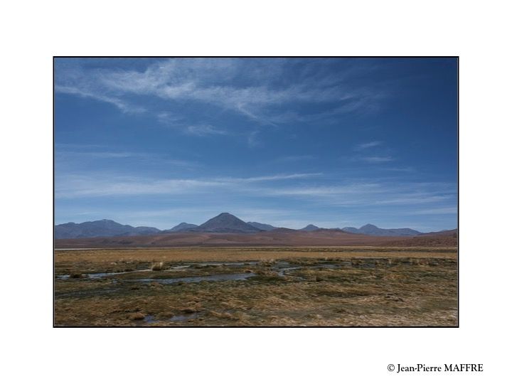 Située dans la Cordillère de Sel, au cœur du désert d'Atacama La vallée de la lune est appréciée pour ses paysages uniques évoquant la surface de la lune.