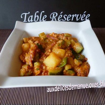 courgettes et pommes de terre au Saint-Nectaire et sauce saté